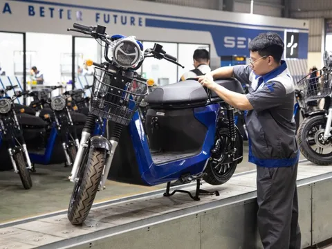 Xe máy điện bán tải Made in Vietnam giá hơn 20 triệu: Đi cả nghìn cây số không cần chờ sạc