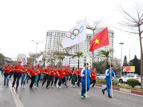 Giải chạy Nagakawa Cúp Báo Bắc Ninh sôi động hàng nghìn VĐV