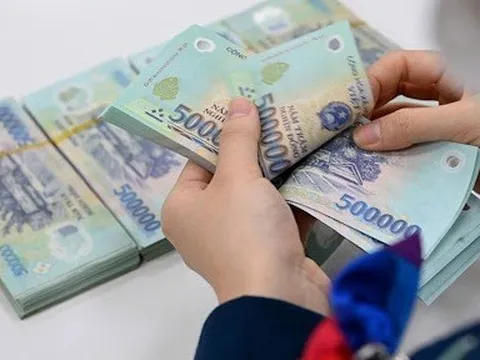 Nghỉ hưu năm 2024, đóng đủ 25 năm BHXH, lương hưu mỗi tháng được nhận bao nhiêu?