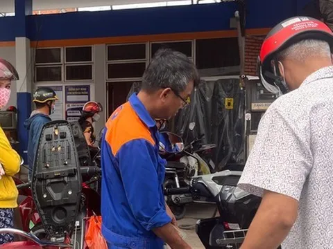 Xử lý nghiêm cửa hàng bán xăng dầu không xuất hóa đơn