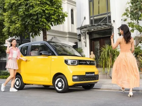 Kỳ vọng là "bom tấn" nhưng lại ế ẩm khi về Việt Nam, xe Trung Quốc "ngáo giá" hay người Việt quá e dè?