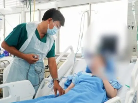 Cứu sống thành công thai phụ bị thoát vị hoành bẩm sinh hiếm gặp