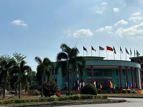 Chủ đầu tư lộng hành: Thanh tra công ty và Ban quản lý các KCN