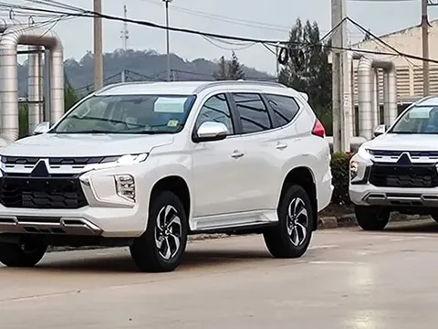 Mitsubishi Pajero Sport 2024 lộ diện trước ra mắt: Nâng cấp nhẹ ngoại hình, dễ về Việt Nam đấu Everest