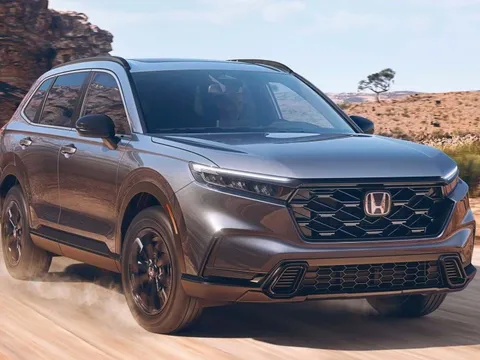 Cạnh tranh Mazda CX-5, Honda CR-V giảm đậm gần 140 triệu đồng