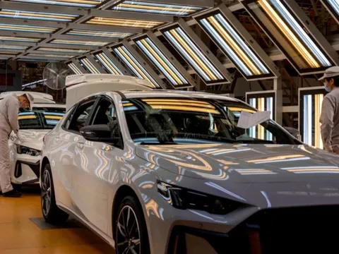 Những nhà máy "zombie" ở thị trường ô tô lớn nhất thế giới: Hyundai bán lại với giá chưa đến 1/4 giá trị, 'nâng lên hạ xuống' giữa dừng lại hoặc tiếp tục