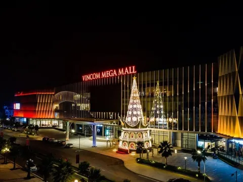 Vincom Retail đang kinh doanh ra sao trước khi Vingroup bất ngờ thoái vốn?