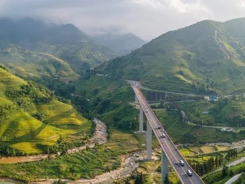 Tạm dừng thu phí BOT đường nối cao tốc Nội Bài - Lào Cai đi Sa Pa