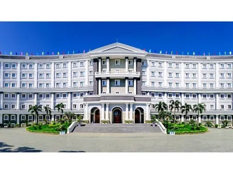 Vụ trường quốc tế cho học sinh nghỉ học: Chủ tịch hội đồng trường không lên Sở GD-ĐT TP làm việc
