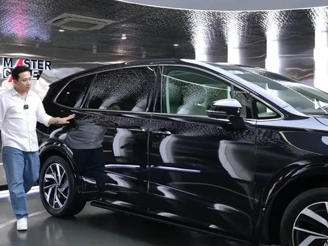 'Mai' thu 500 tỷ, Trấn Thành lập tức đổ tiền tậu xế sang cùng gói độ khủng: ghế thương gia, sàn gỗ du thuyền đẳng cấp "chủ tịch"