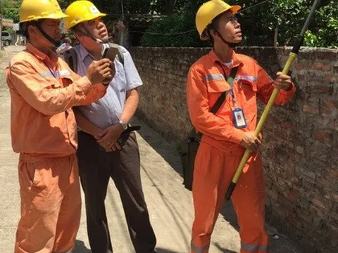 Vì sao Bộ Công Thương đề xuất điều chỉnh giá điện 3 tháng một lần?