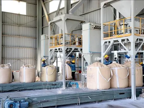 Hỗ trợ nâng công suất tổ hợp alumin Nhân Cơ lên 2 triệu tấn/năm