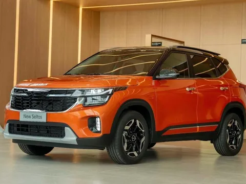 Kia Seltos 2024 lộ diện tại Việt Nam: Giá từ 599 triệu, 4 phiên bản, 2 tùy chọn máy 1.5L và 1.5L tăng áp