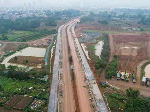 Toàn cảnh tuyến đường nối 2 quận trị giá 740 tỉ sau hơn 1 năm thi công