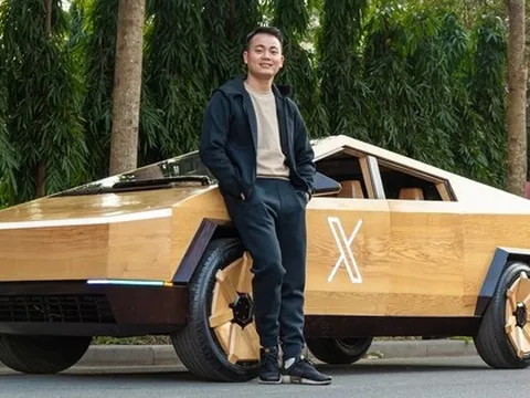 CLIP: Ngỡ ngàng với "siêu xe" gỗ dựa trên thiết kế của AI ở Bắc Ninh