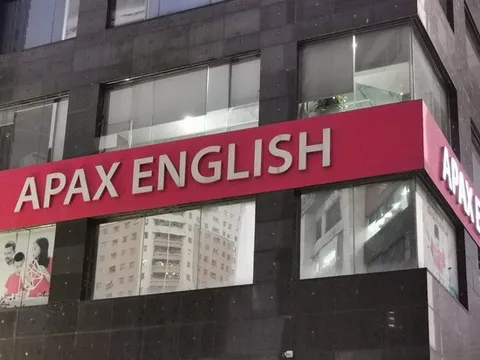 Hàng loạt trung tâm Anh ngữ của Shark Thủy "cửa đóng then cài"