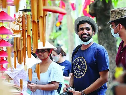 Khách du lịch quốc tế đến Việt Nam tiếp tục đà tăng trưởng: Kỳ vọng ngành du lịch "cất cánh"