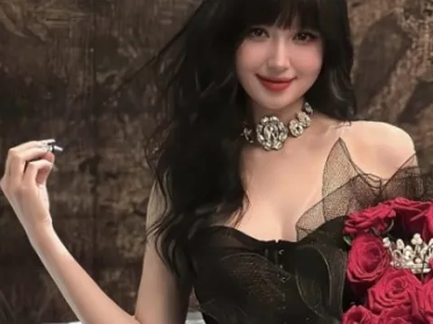 U40 của "đệ nhất hot girl" Tâm Tít: Sống hưởng thụ như bà hoàng, nhan sắc đảo ngược lão hoá gây khó hiểu