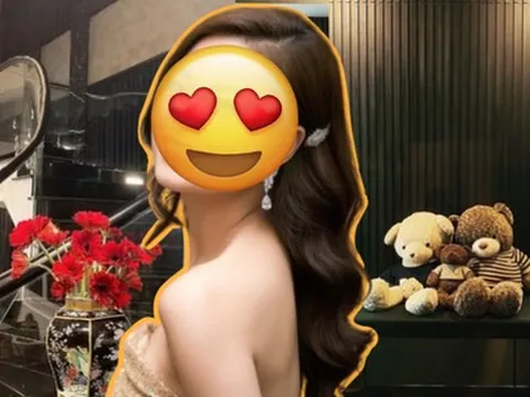 Căn penthouse phú bà showbiz vừa bị "tóm dính" đưa chàng về chơi: Rộng như sân bóng, sương sương 30 tỷ