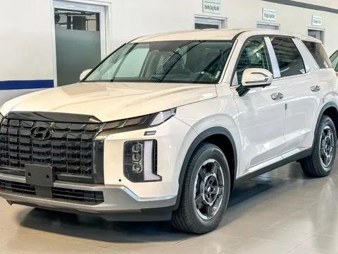 Lấy lô Hyundai Palisade này tại đại lý, bạn sẽ tiết kiệm hơn 700 triệu so với mua Teramont: Bản base giảm 100 triệu, còn 1,379 tỷ đồng