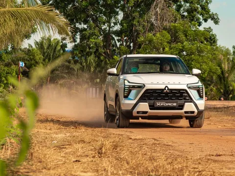 Không mua sedan để chuyển sang SUV cỡ nhỏ: Chọn xe giá rẻ hay cố chút để thoải mái cả nhà?