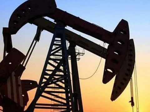 Giá dầu Brent hướng tới ngưỡng 90 USD/thùng