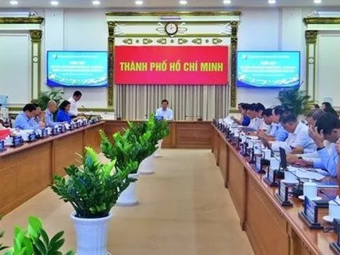 Quý đầu năm 2024, kinh tế Tp.HCM tăng trưởng cao nhưng còn khó khăn