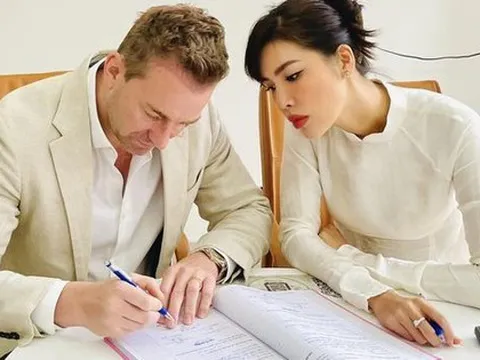 Minh Tú và hôn phu người Đức chính thức đăng ký kết hôn trước thềm đám cưới