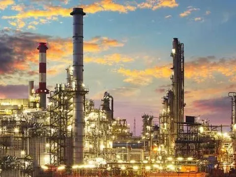 Tổ hợp Hóa dầu 5,4 tỷ USD lớn nhất Việt Nam gặp sự cố bất ngờ khi chạy thử 100% công suất