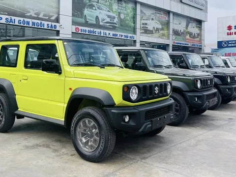Lô Suzuki Jimny 2024 ồ ạt về đại lý trước ra mắt, sales báo rao ngay, ‘loạn’ giá, cao nhất gần 850 triệu đồng