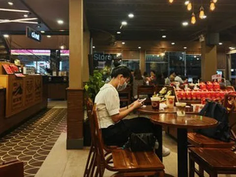 Quán cà phê không dám tăng giá vì sợ mất khách