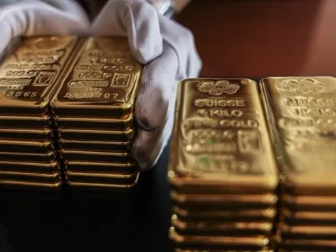Vàng có dễ bị ‘tổn thương’ khi ở mức giá cao kỷ lục?