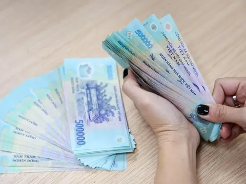 Sau 1 năm, thu nhập tăng bao nhiêu? Ngành đang tăng cao nhất lại là ngành năm ngoái từng thê thảm