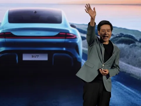 Tâm lý như CEO Xiaomi Lôi Quân: Thưởng luôn xe điện SU7 cho cấp dưới nếu đạt chỉ tiêu