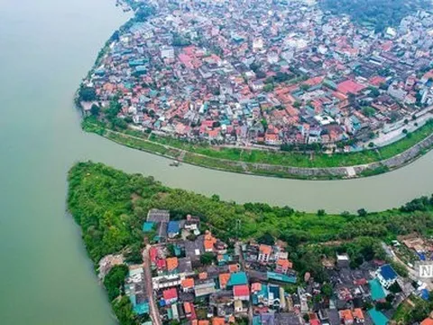 Toàn cảnh vị trí sẽ xây dựng 2 đập dâng trên sông Hồng