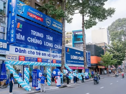 Mở chuỗi vắc xin cũng “thần tốc” như mở nhà thuốc: FPT Long Châu chưa đầy 1 năm đã vượt mốc 50 trung tâm tiêm chủng