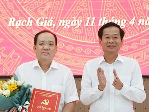 Điều động, bổ nhiệm nhân sự 4 tỉnh