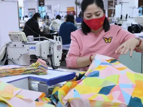 Xuất khẩu dệt may khởi sắc