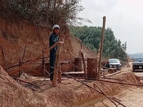 Đắk Lắk: Người dân đã tháo dỡ “trạm thu phí” tự phát