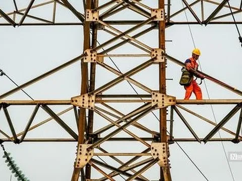 Phó Thủ tướng yêu cầu sớm triển khai giá điện 2 thành phần