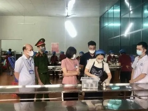 Quảng Ninh: Nguyên nhân 33 học sinh nhập viện vì rối loạn tiêu hóa