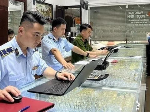 Thanh Hóa: Xác minh nhiều trang sức nghi giả thương hiệu nổi tiếng