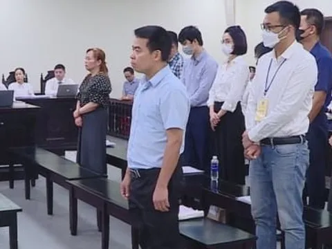 Xét xử cựu Chủ tịch Vimedimex: Tòa trả hồ sơ, yêu cầu điều tra bổ sung