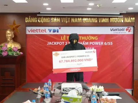 Đang đi nhậu với bạn bè, người đàn ông nhận tin nhắn trúng Vietlott gần 70 tỷ đồng nhưng không kiểm tra điện thoại