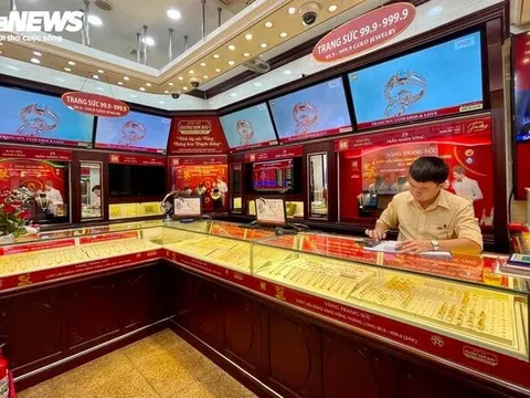 Thị trường Hà Nội trầm lắng trong ngày đấu thầu 16.800 lượng vàng