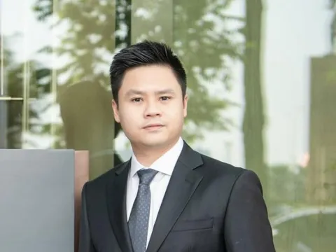 Cuộc sống hiện tại của thiếu gia Phan Thành: Vợ đẹp, đã có 2 con, "đế chế" kinh doanh không ngừng mở rộng