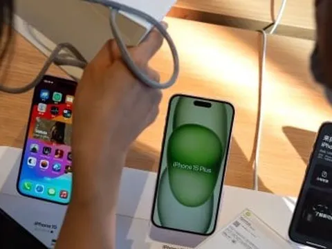 Doanh số bán iPhone giảm mức 'tồi tệ' tại Trung Quốc