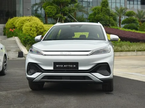 Sang nhà máy xem BYD Atto 3 trước khi về Việt Nam: Nhiều thứ thú vị, chỉ chờ giá bán