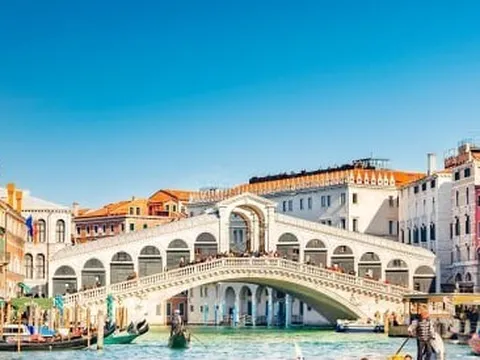 Những địa điểm du lịch lãng mạn nhất thế giới