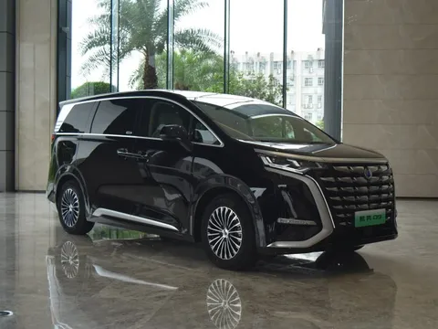 Mẫu MPV này vào Việt Nam sẵn sàng làm khó Kia Carnival: Cabin cận sang, có động cơ 'hot', giá quy đổi gần 1,2 tỷ